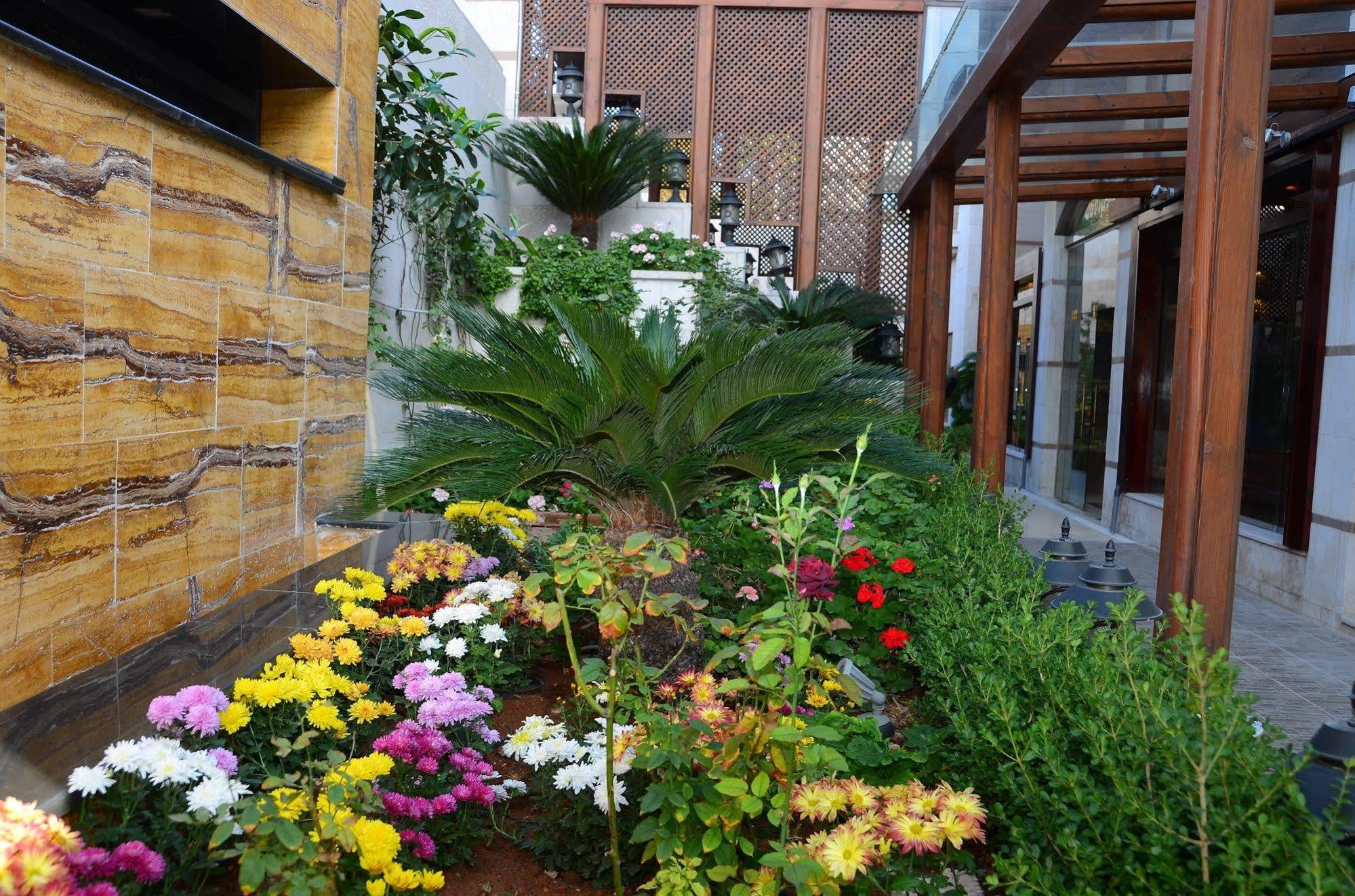Jad Hotel Suites Amman Luaran gambar